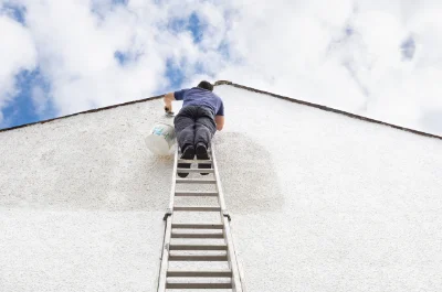 Peinture extérieure à Aubrives — façades et ravalement